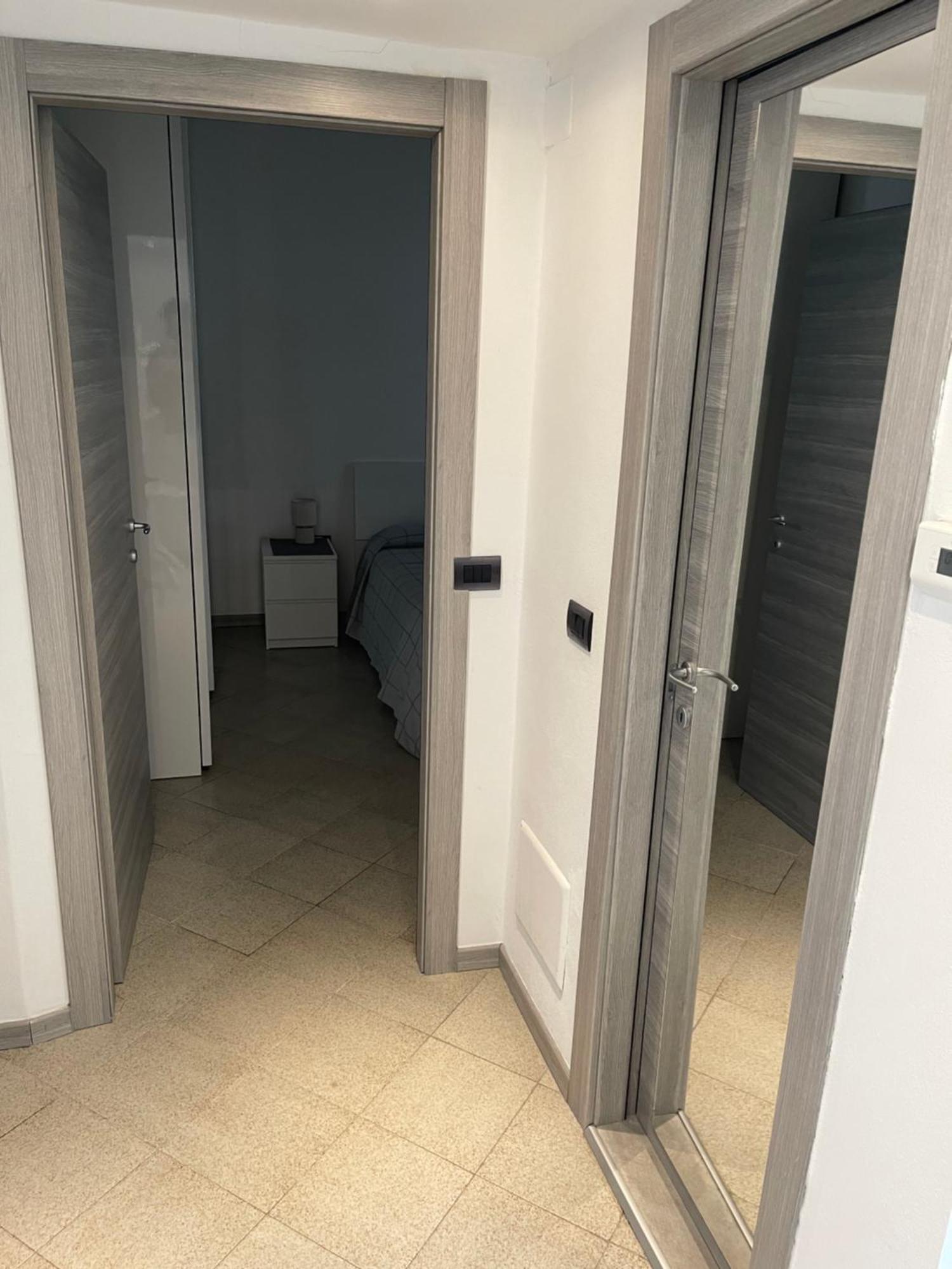 Apartament Bilocale Zona Navigli Mediolan Zewnętrze zdjęcie